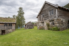1_L1002556